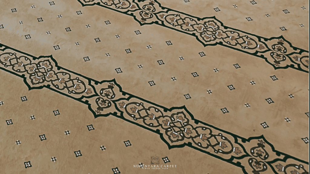 Kampung Rengai Camii'ne halı döşendikten sonra