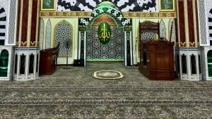 Hasil kerja pemasangan karpet di Surau Khalid Al Walid IPK Selangor