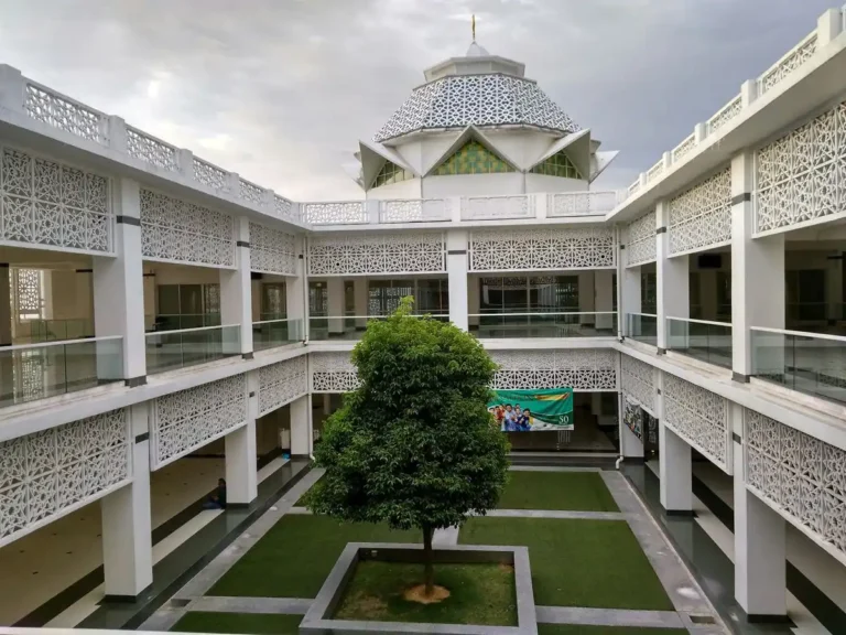 Masjid raja haji fi sabilillah cyberjaya