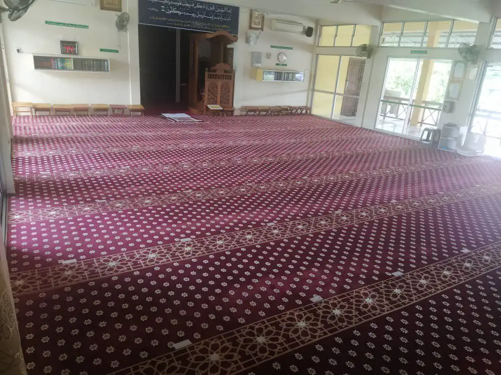 Karpet lama surau al kauthar