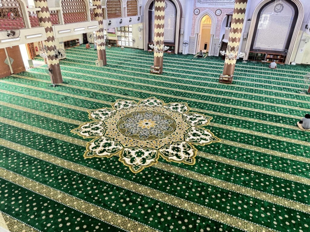 Karpet Masjid Al-Husna Sunway Corak Custom-Made - Pandangan Dari Sudut Atas