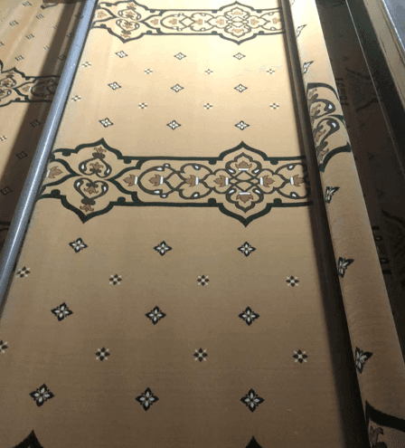 Proses Penghasilan gulungan karpet masjid Al - Hamidah di kilang