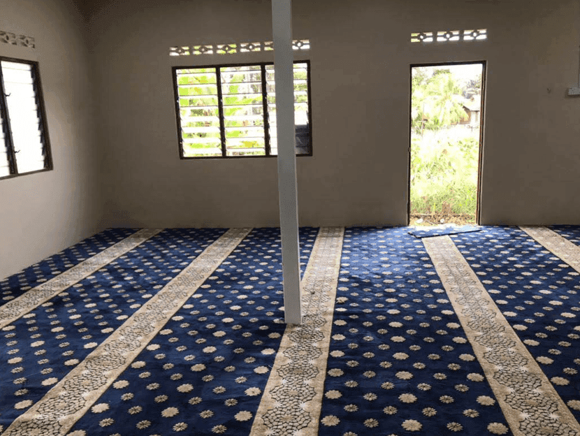 Karpet Masjid Pabai Negeri Sembilan yang mempunyai kualiti premium demi keselesaan para jemaah