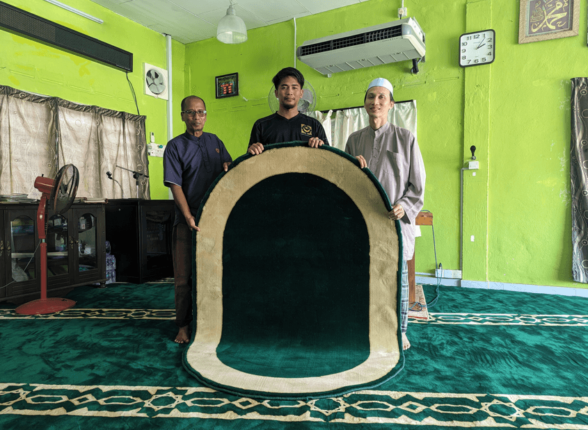 Karpet Premium Warna Hijau di Surau Kuala Kedah